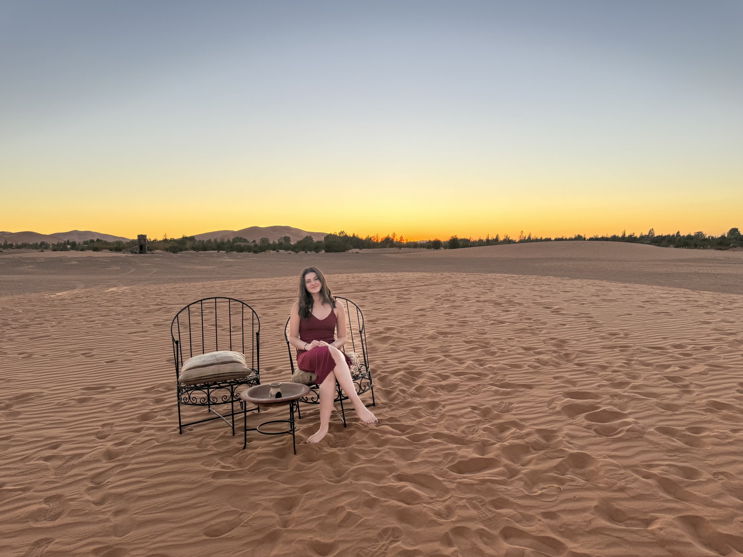 Baños de arena en el desierto de Merzouga: tradición ancestral y terapia natural en el desierto